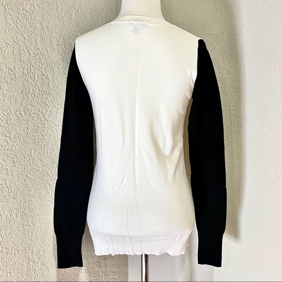 EUC Express Black & White Sequin Leopard Sweater, S - Picture 5 of 15